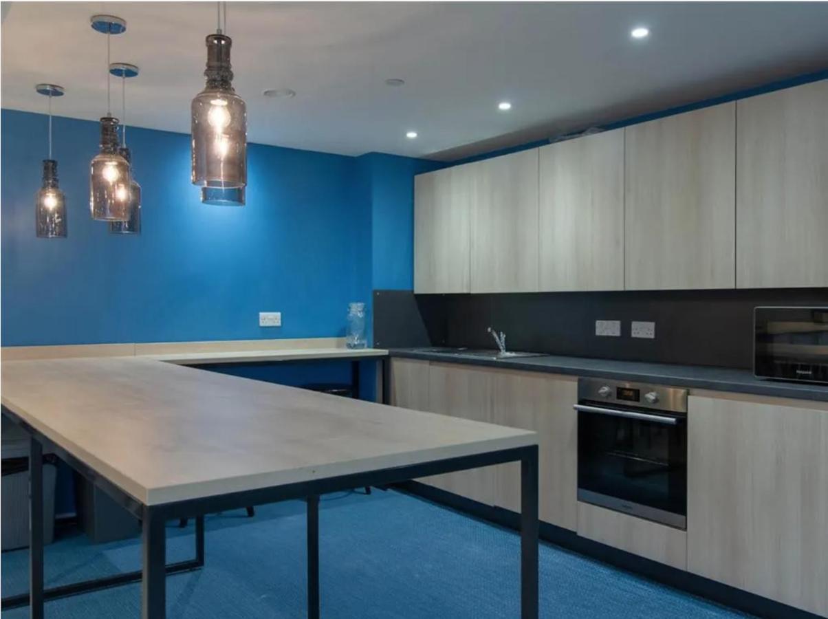 Vibrant Ensuite Rooms, Bournemouth - Sk Esterno foto