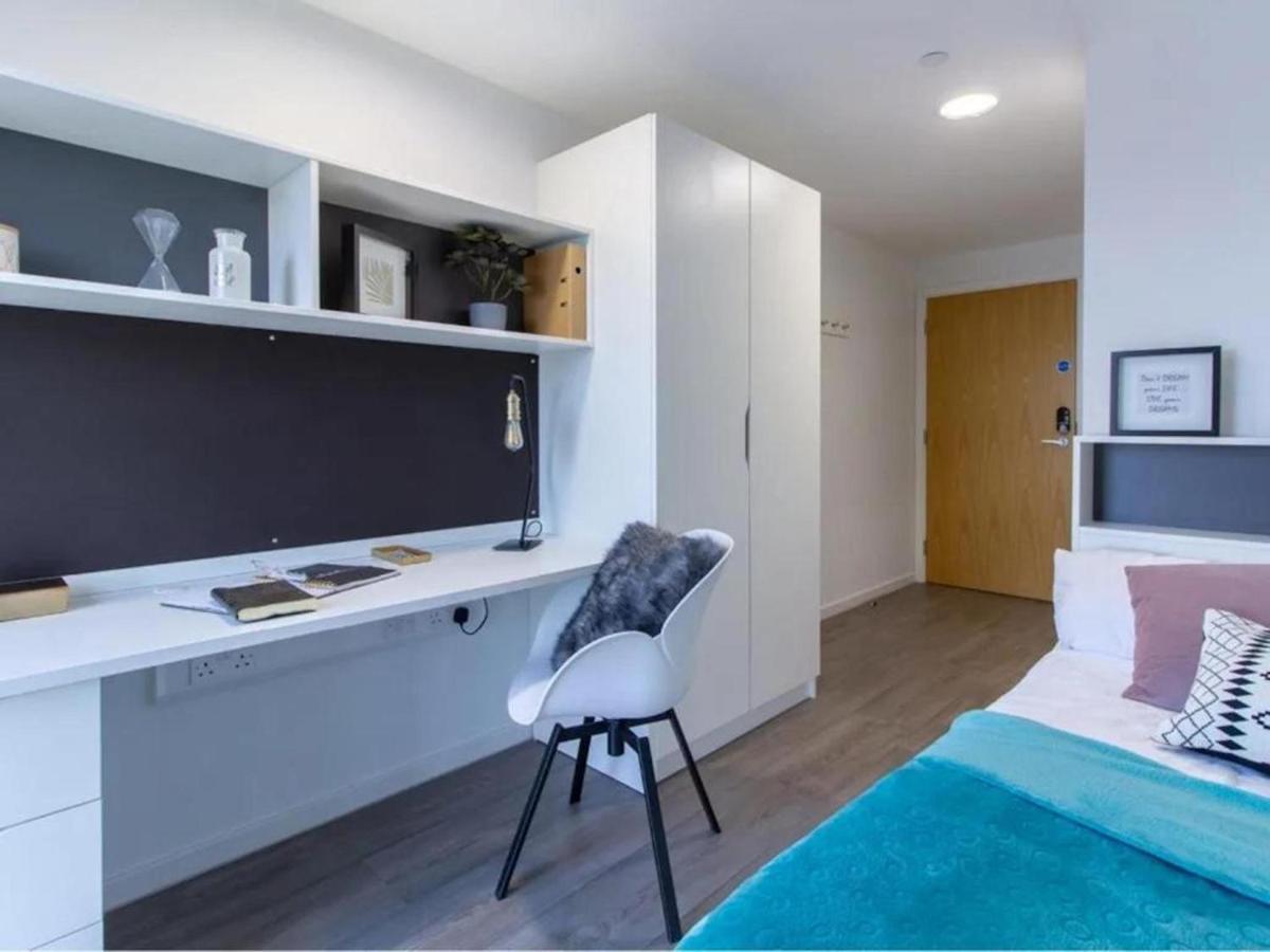 Vibrant Ensuite Rooms, Bournemouth - Sk Esterno foto
